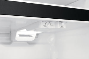 Frigidaire 18.3-cu ft Top-Freezer Refrigerator ( Black ) Garage Ready