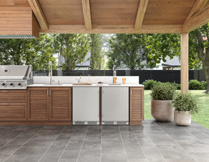 Zephyr Presrv 5.6-cu ft Built-In Mini Fridge ( Stainless Steel ) Garage Ready ENERGY STAR