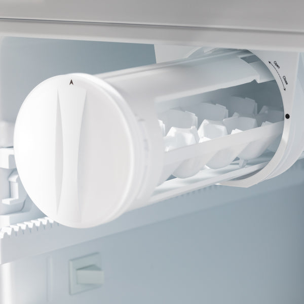 ZLINE KITCHEN & BATH Counter-Depth 22.5-cu ft 4 -Door French Door Refrigerator with Ice Maker ( Fingerprint Resistant Black Stainless Steel ) ENERGY STAR Certified