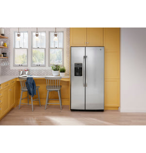 GE 25.3-cu ft Side-by-Side Refrigerator with Ice Maker ,Water and Ice Dispenser ( Stainless steel ) ENERGY STAR Certified